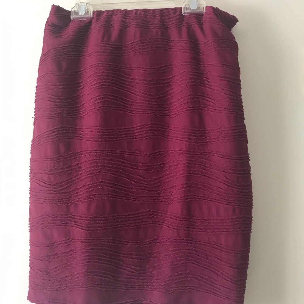 Textured skirt